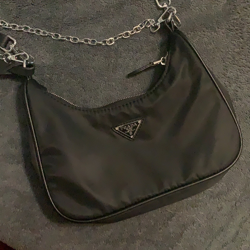 Re-Edition 2005 Nylon Chain Shoulder Bag